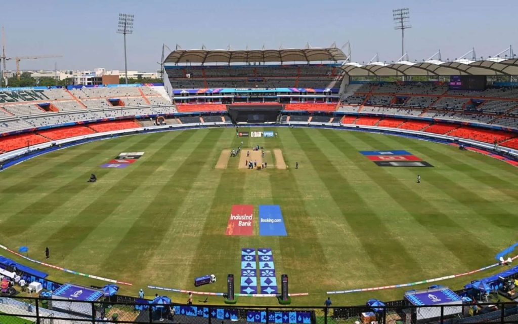 Rajiv Gandhi International Stadium Pitch Report